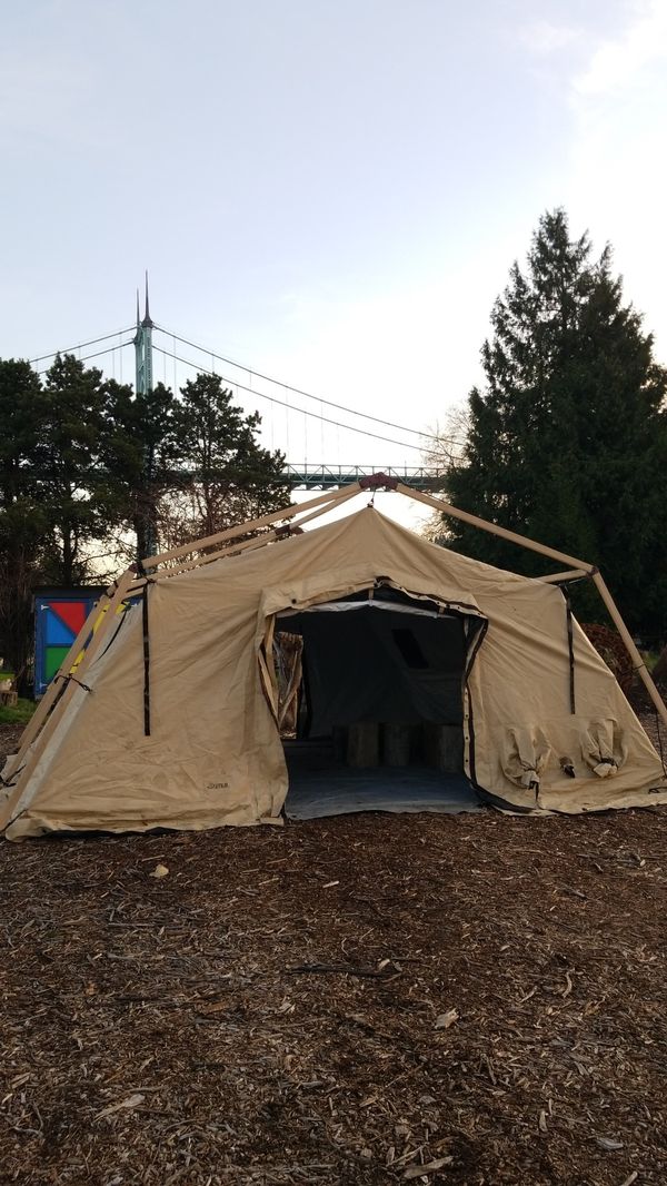 Utilis TM36 MILITARY TENT for Sale in Portland, OR OfferUp