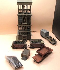 Train - Coal Station Tower and Assorted Rail Cars (HO Scale)