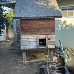 Chicken Coop (FREE)