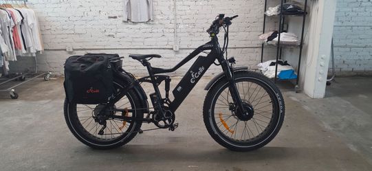 E-Cell Super Monarch AWD 1000 Electric Fat Tire Bike like new condition.