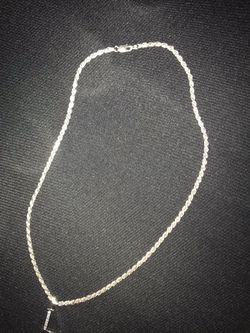 Silver chain new clean