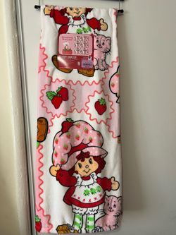 Strawberry shortcake blanket