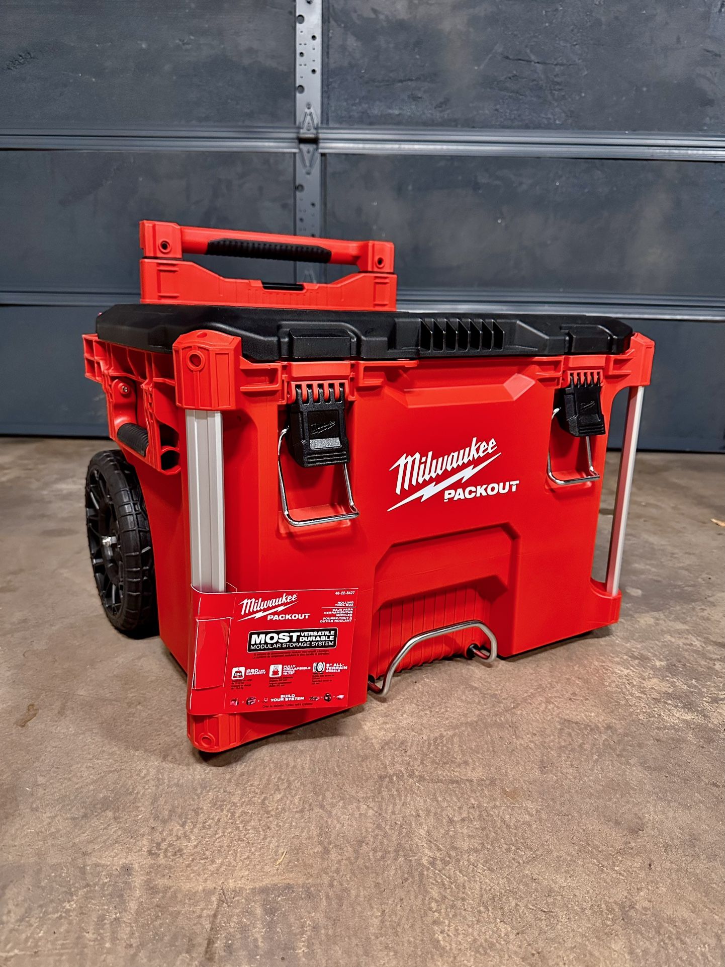 New Milwaukee PACKOUT 22” Rolling Tool Box - Second Generation Model