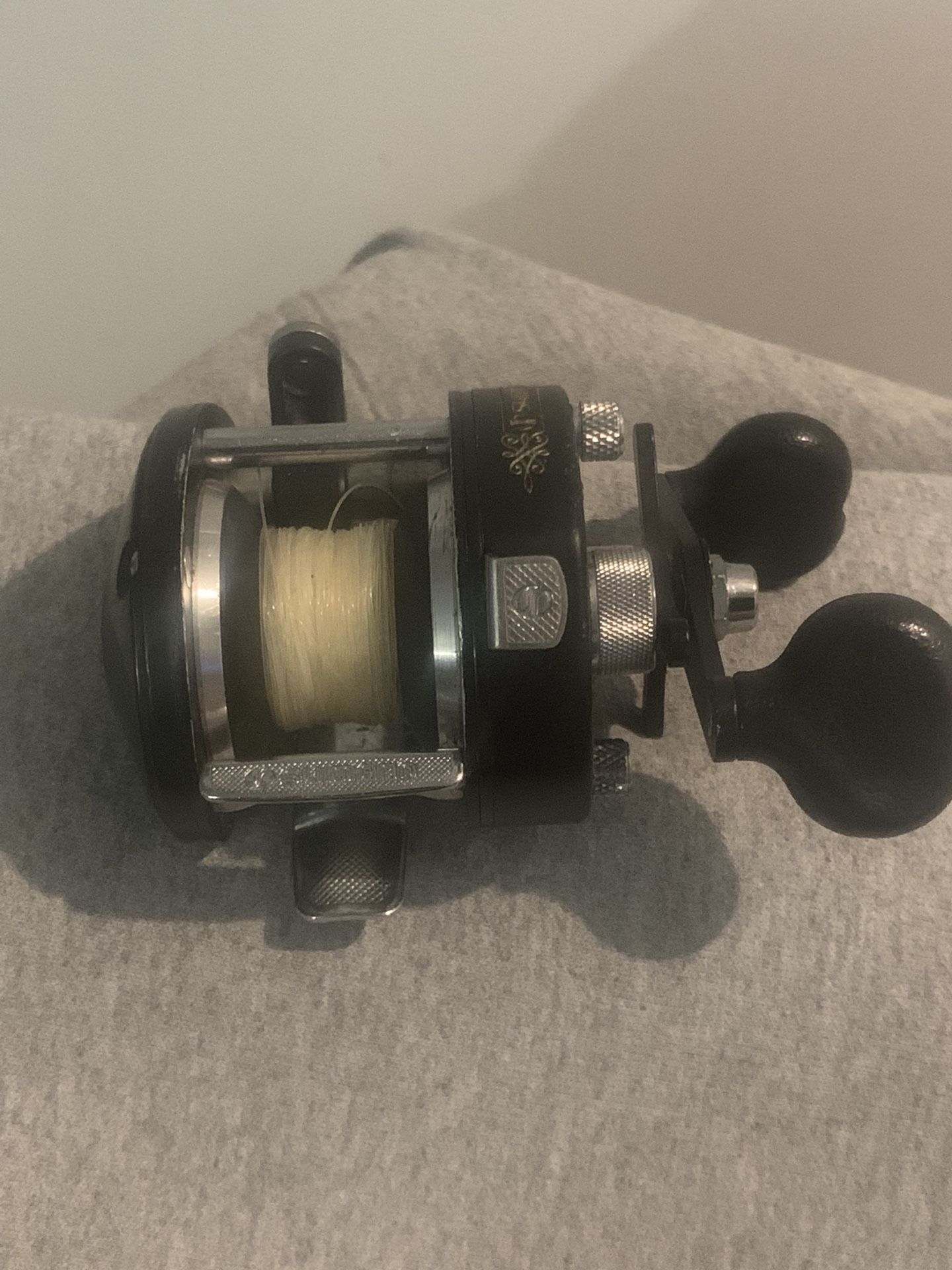 Vintage Shimano Bantam 10X SG Fishing Reel  Baitcast