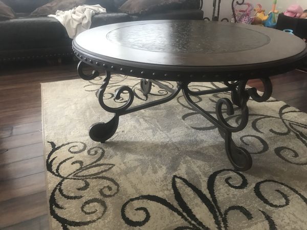 Round Coffee Table Brown For In Indian Trail Nc Offerup Round Coffee Table Brown