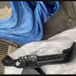 Dodge Ram Rear Bumper 19to24 W/plastic 1500 Black Single Exaust Factory Oem