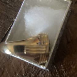 10 Karat gold Rings. Horse Shoe Diamonds 