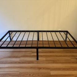 DUMOS Twin Size Bed Frame