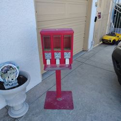 3 Candy Dispense Machine