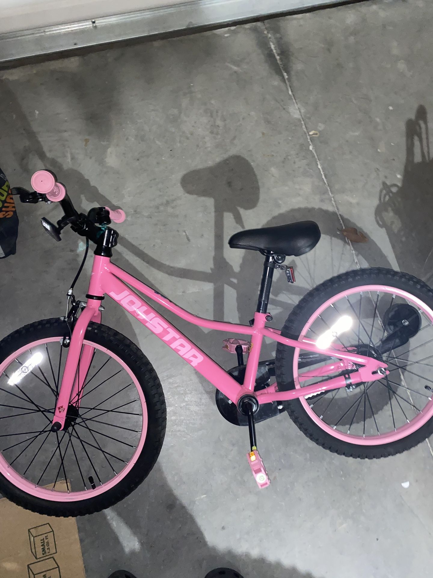 Joystar Pink Kids Bike with Training Wheels