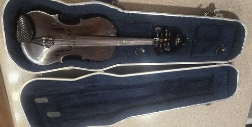 Antique Violin Marked "Antonius Stradivarius Cremonensis Faciebat Anno 1736" 3/4