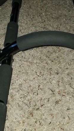 Pull Up Bar