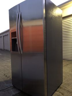 Samsung stainless steel refrigerator