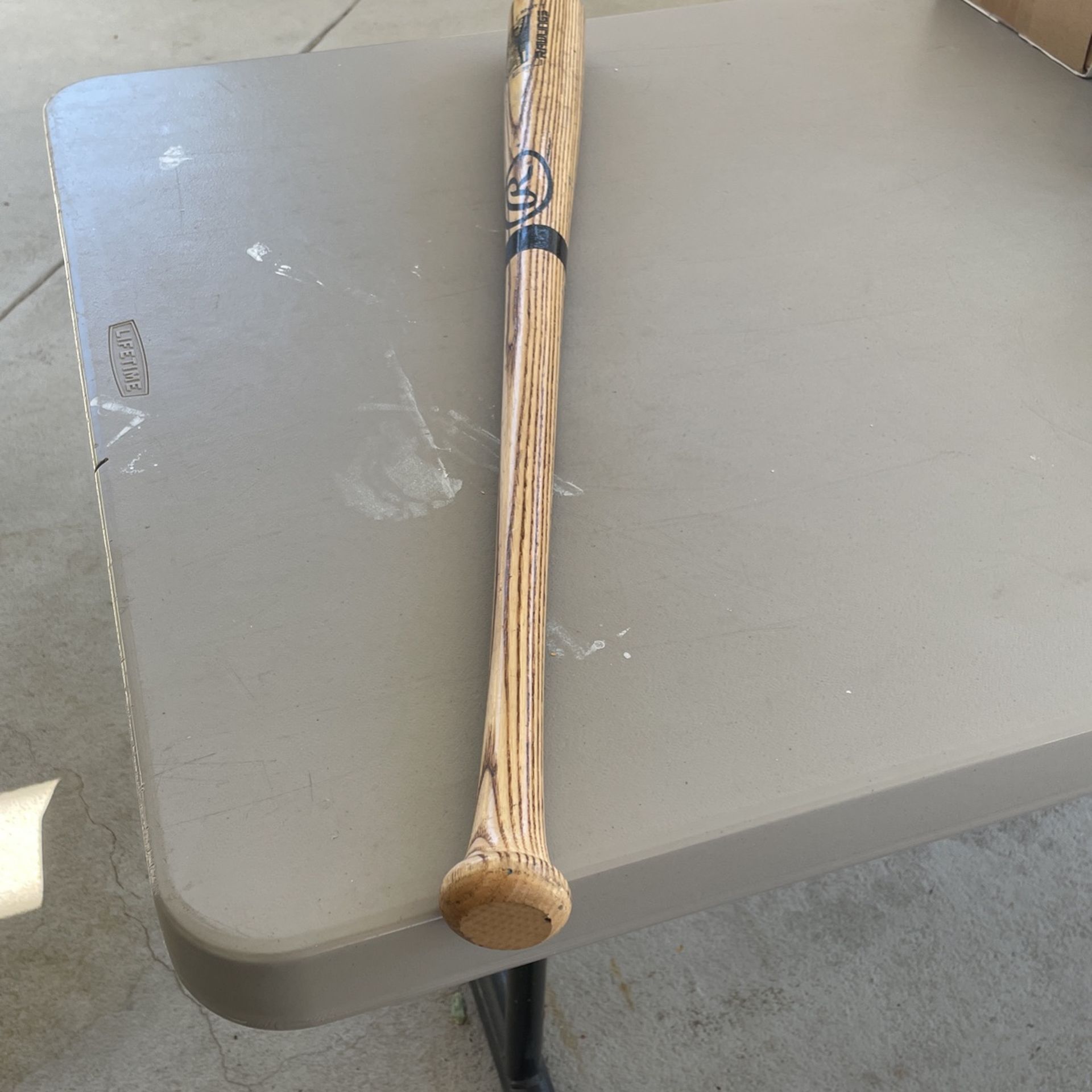 Rawlings Wood 30 Inch Baseball ⚾️ Bat 