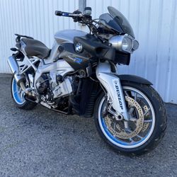 BMW K1200R 2006 MOTORCYCLES 