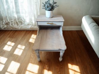Reburbished  Pottery Barn Style Solid Wood End / Side Table – Excellent Condition - Quick Sale