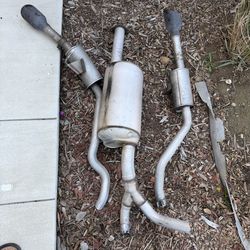 MUFFLER AND RESONATOR USED Dodge Ram 1500 5.7 HEMI