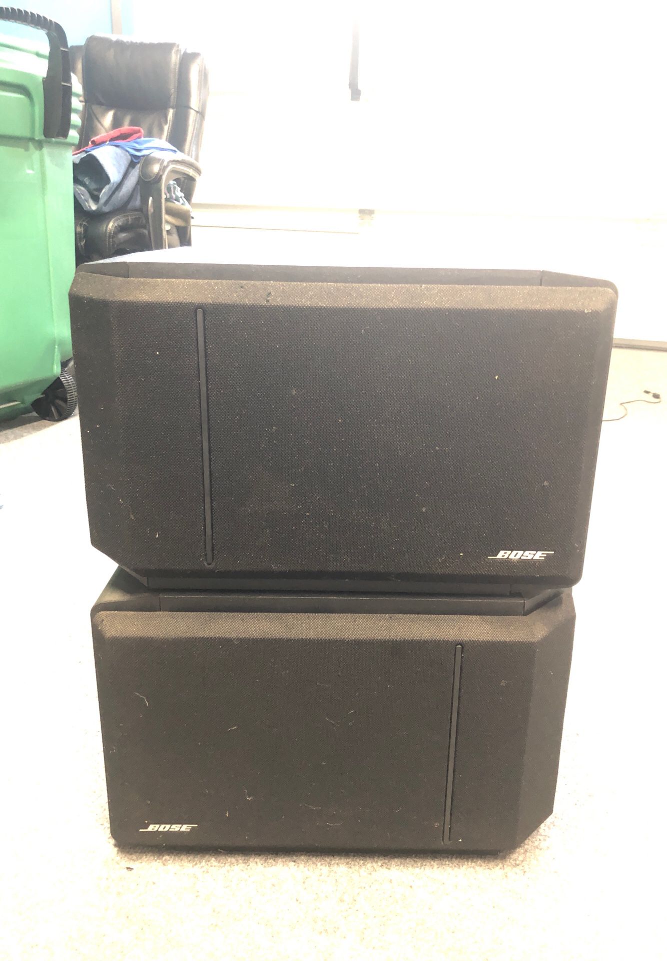 Pair Bose 301 Series IV Speakers - Black