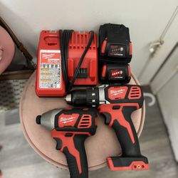 M18 Milwaukee Drill Combo Kit  