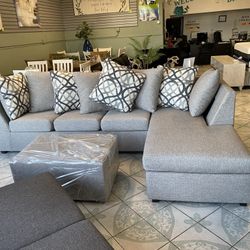 Grey Sectional With Designed Pillows ‼️available In Black ‼️