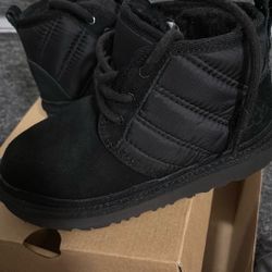 Size 13 Black Neumel Ugg Boots Kids