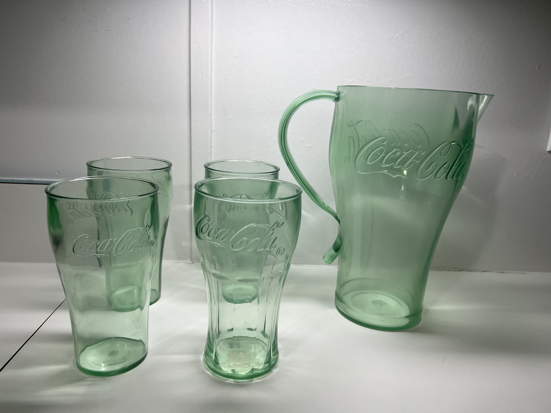 Vintage Coca-Cola Plastic Bell Soda 5pc set Pitcher & 4 Drinking Cups
