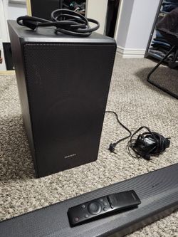 Samsung Soundbar with Subwoofer and Remote