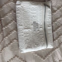 Steve Madden Wristlet!