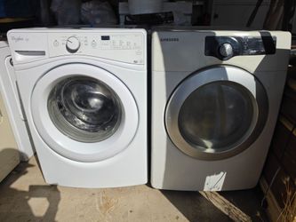 Washer & Dryer Set