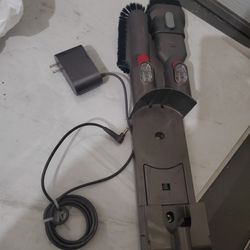 Dyson charger and wall station 