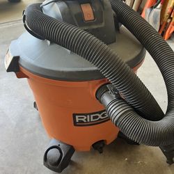 Ridgid 16 Gallon Wet Dry Shop Vac