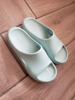 Crocs Slides