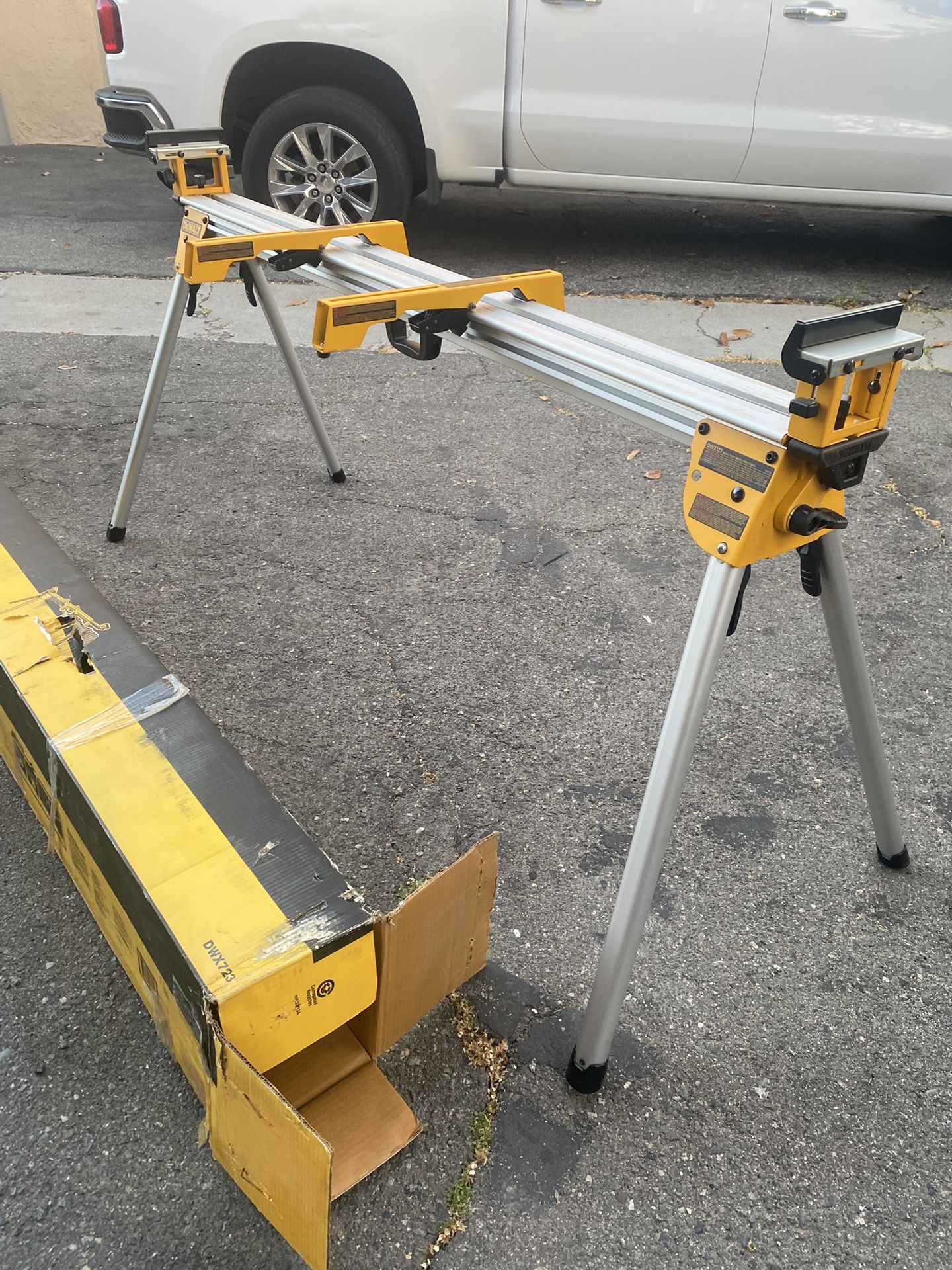 DEWALT Heavy Duty Miter Saw Stand 
