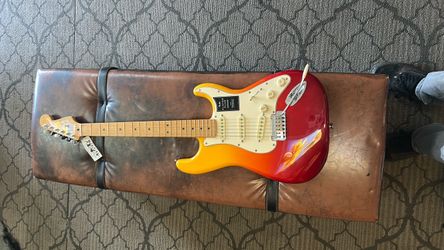 Fender player plus strat new! Selling at cost