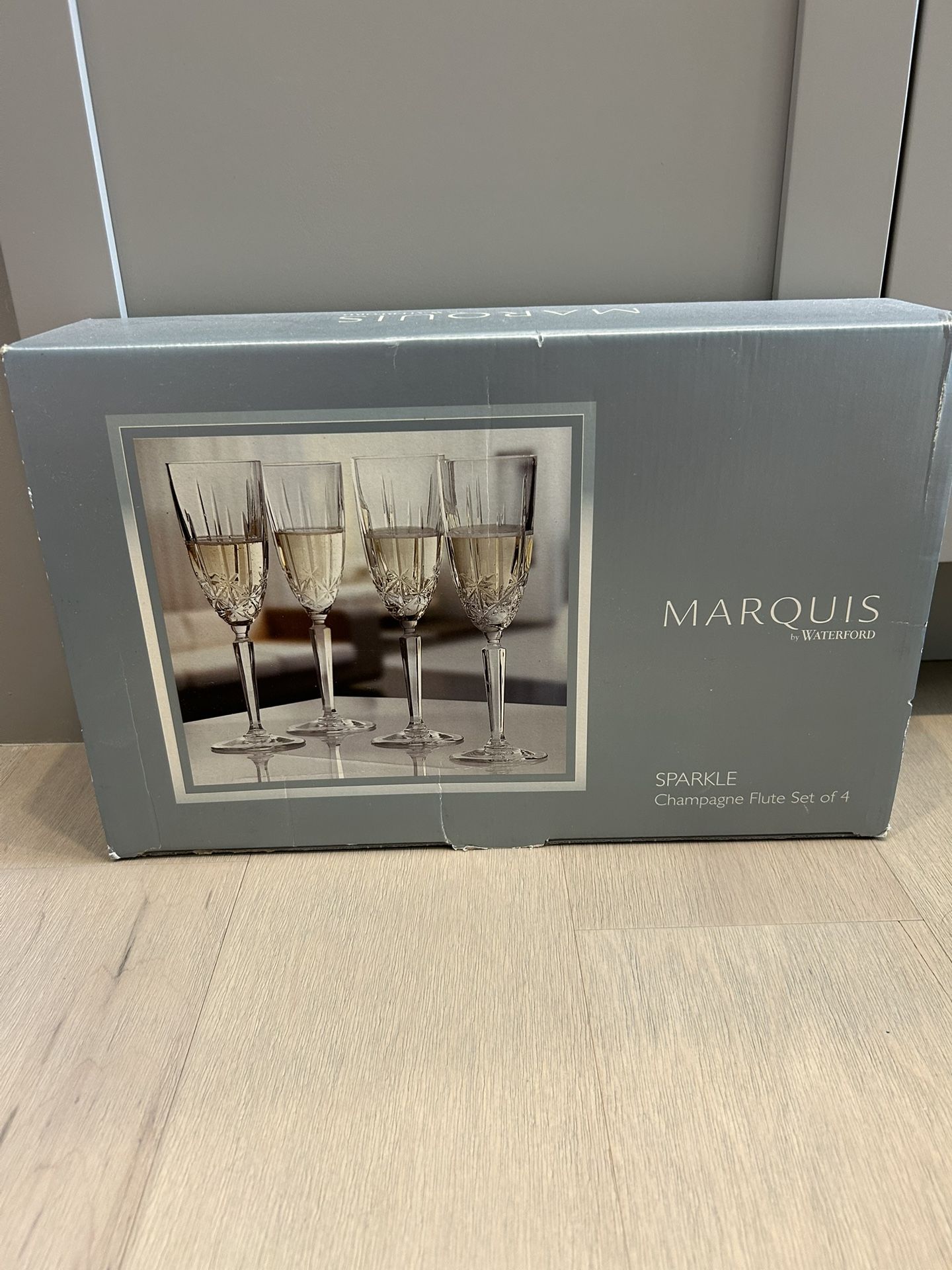 4 Champagne Flutes