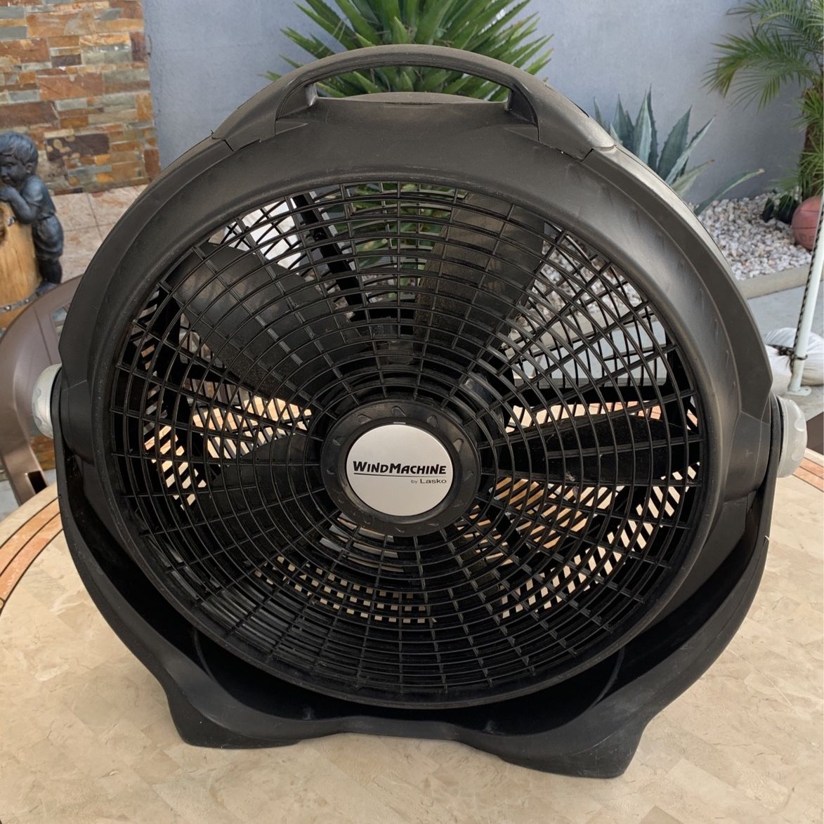 Big Lasko Wind Machine .. Fan for Sale in Los Angeles, CA - OfferUp
