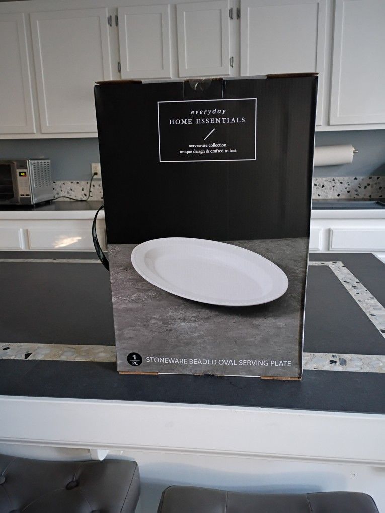 Oval Ceramic Serving Plate