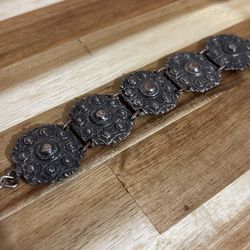 Women’s Bracelet Used