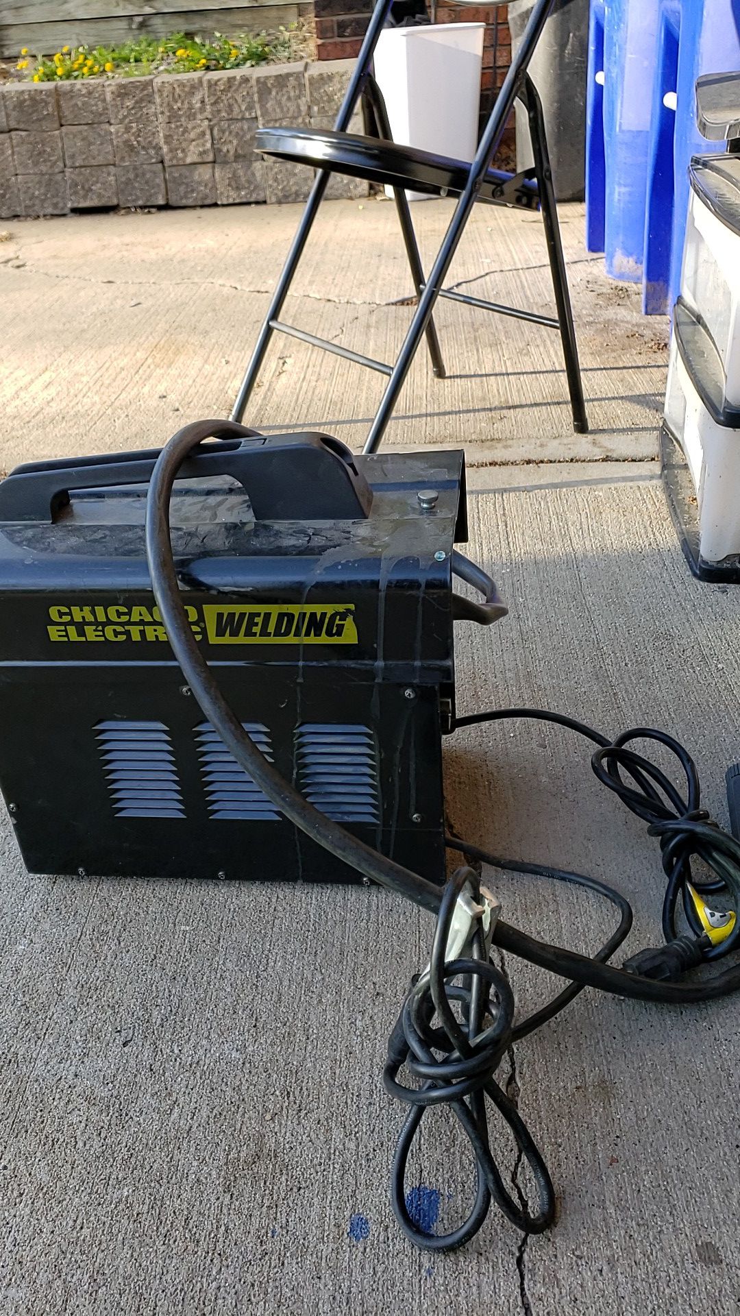 Take welder Chicago electric 90 apps