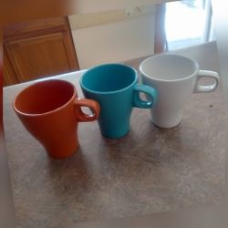 3 Color Mugs Set 