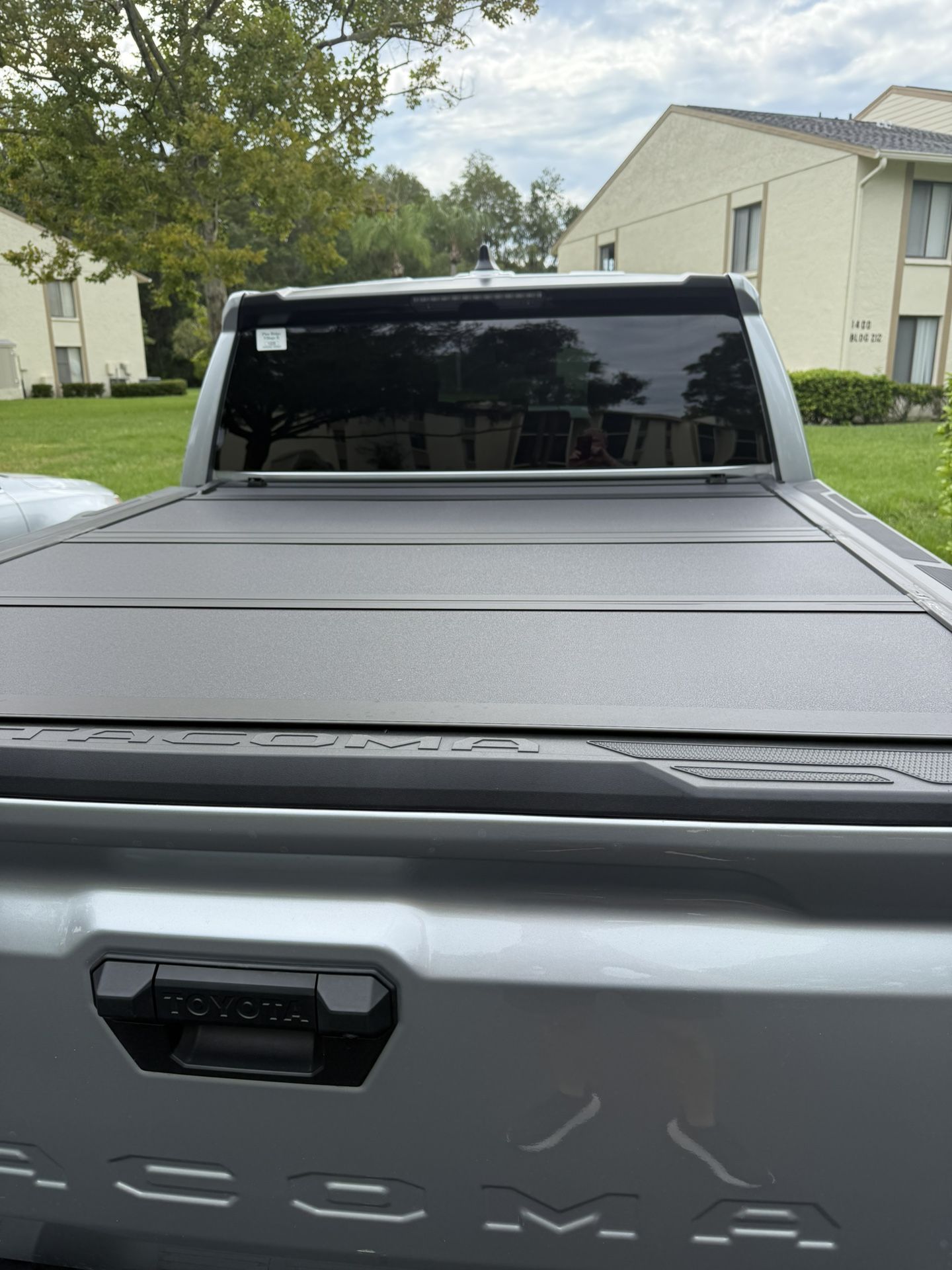 2025 Toyota Tacoma Hard Top Tonneau Cover 