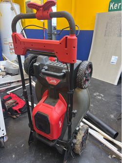 Milwaukee Lawnmower