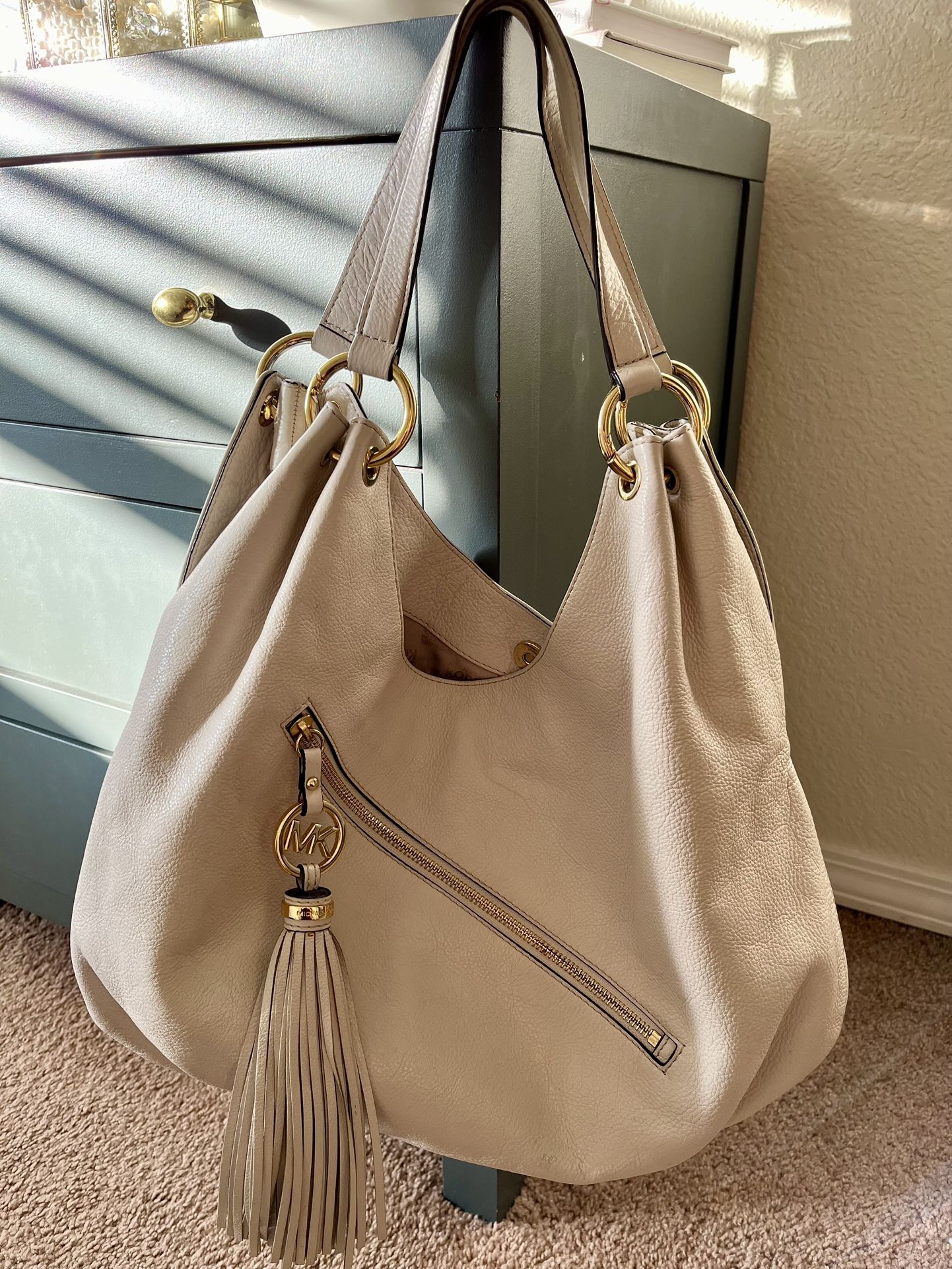 Michael Kors Hobo Bag