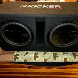 12" Competition Kicker subs. Alpine 1,700 Watt Amp