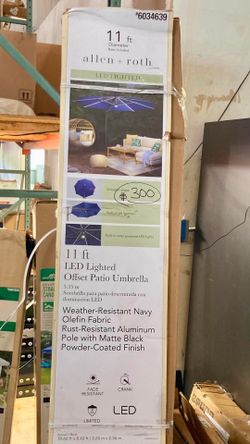 11ft Lighted Offset Patio Umbrella