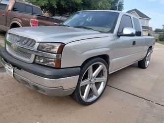 2003 Silverado motor 6.0 cleam title