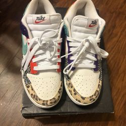 SAFARI NIKE DUNKS SIZE 6