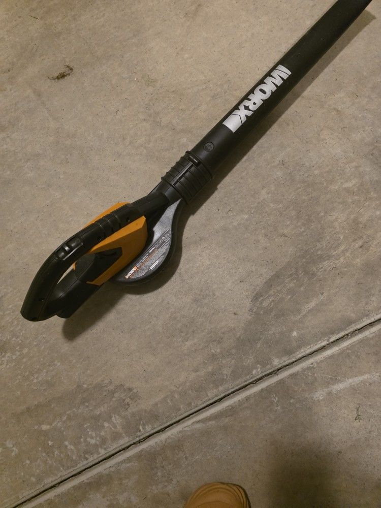 Worx Leaf Blower