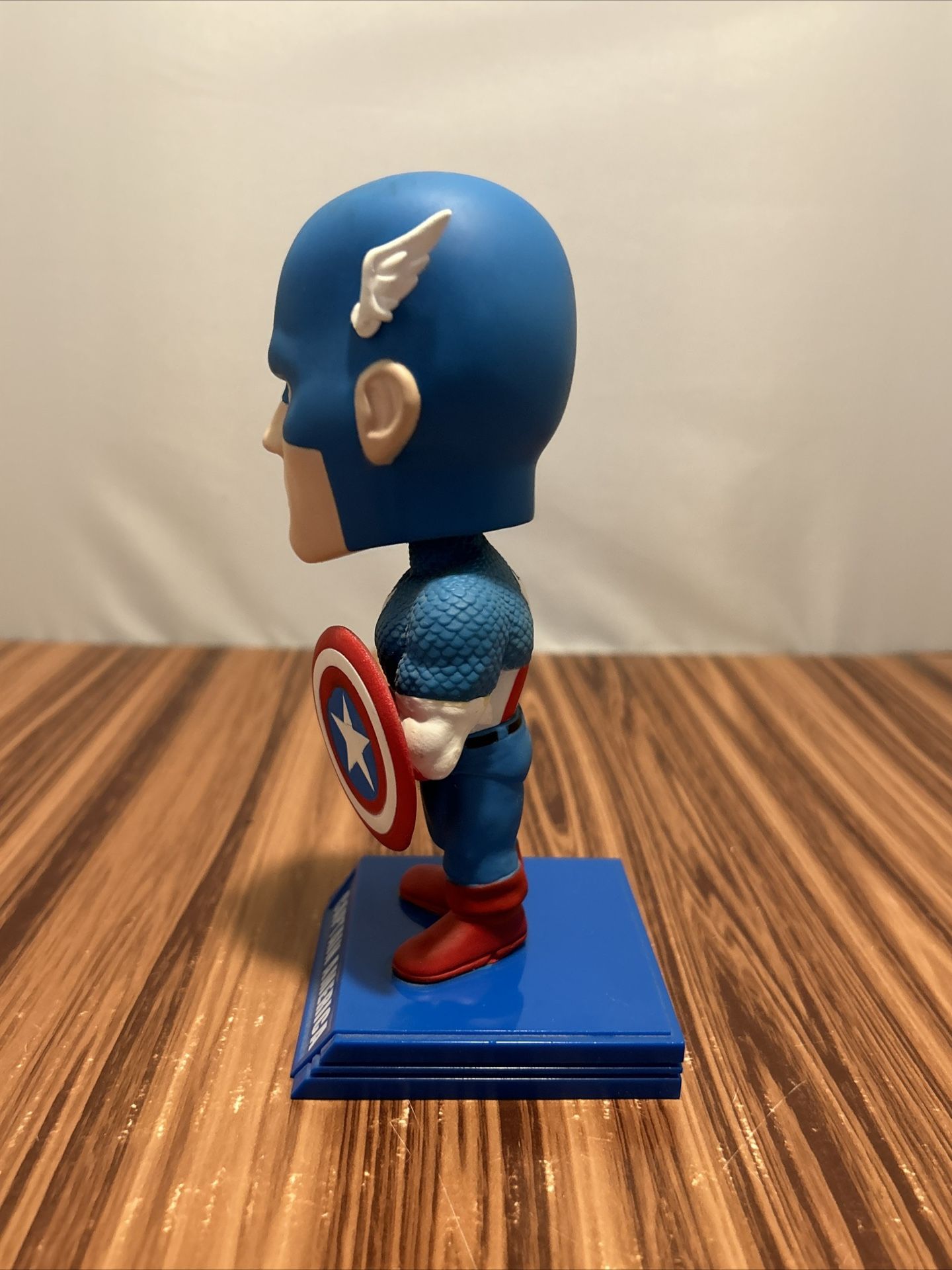Marvel Funko Bobblehead Captain America 2008 7”