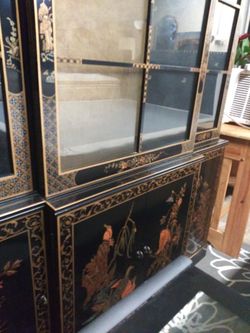 Nice Chinese china cabinet